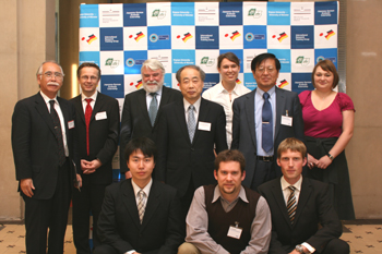 Memory of the ceremony -Students from Münster and Nagoya-