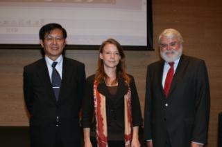 From the left, Prof. Tatsumi, Dr.Wieczorek and Prof. Erker